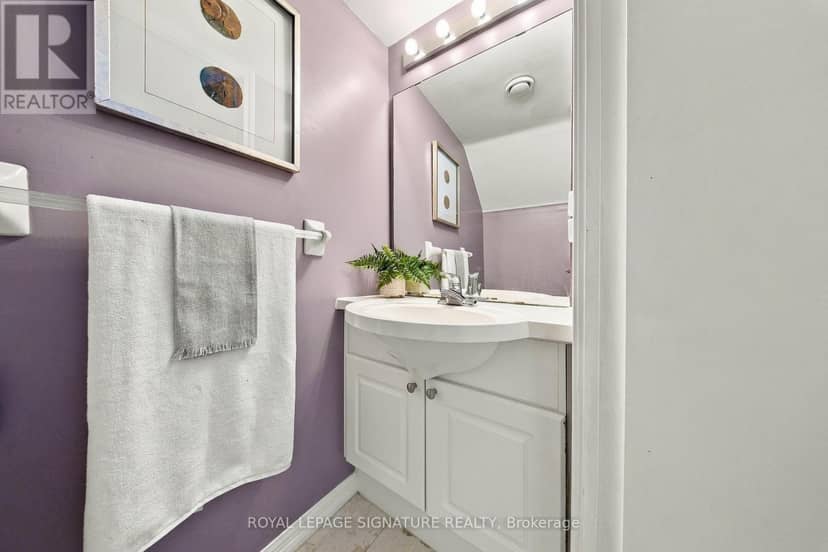 207 - 119 Merton Street — photo 10 of 16