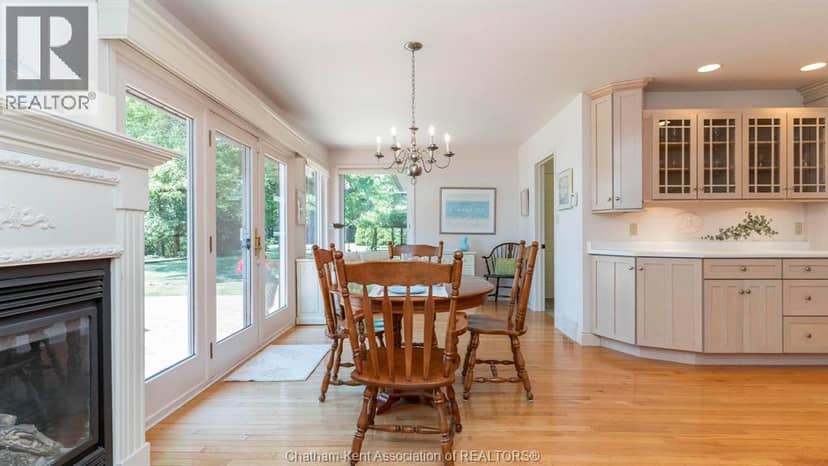 7678 TALBOT TRAIL West — photo 15 of 40