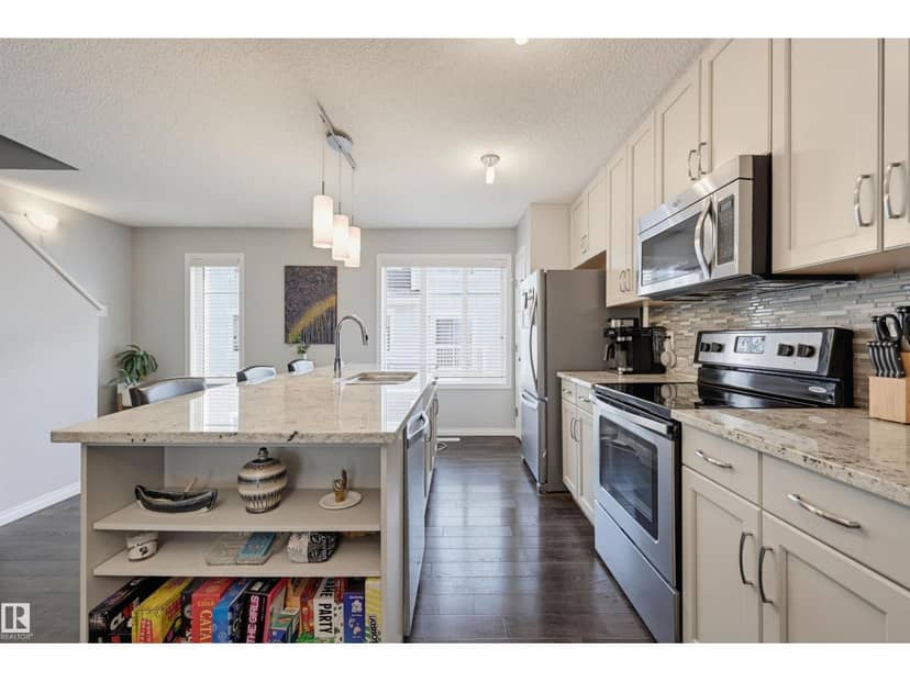 #126 2905 141 ST SW — photo 11 of 31