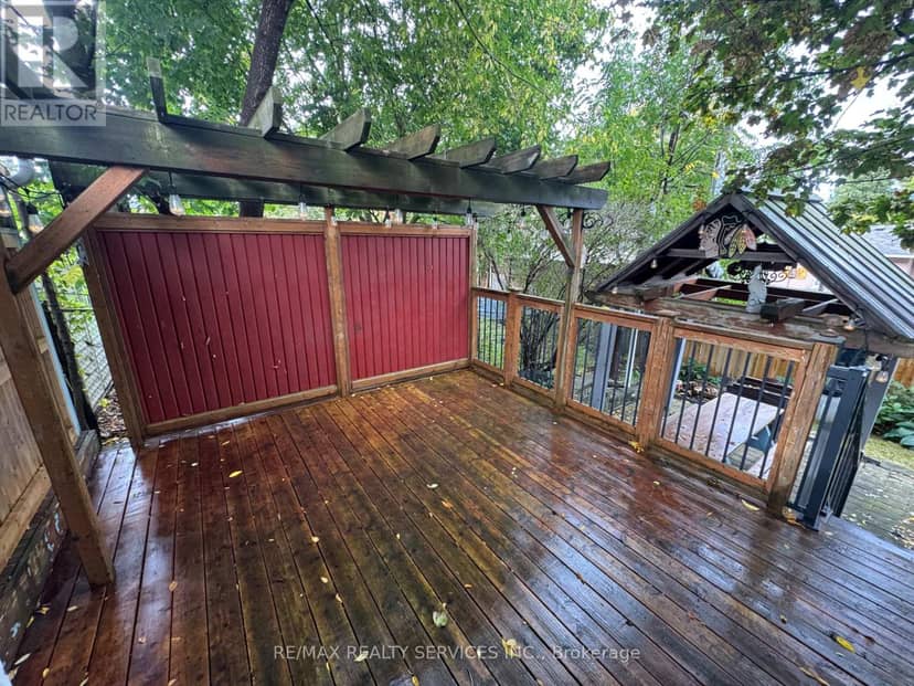 82 Edelwild Drive — photo 4 of 8