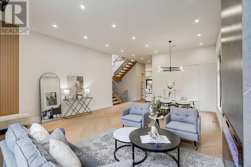 202 Carlton Road, Markham, photo 6