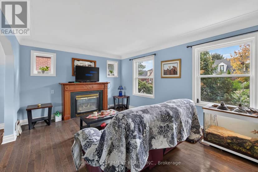 111 Kenilworth Avenue S — photo 20 of 40