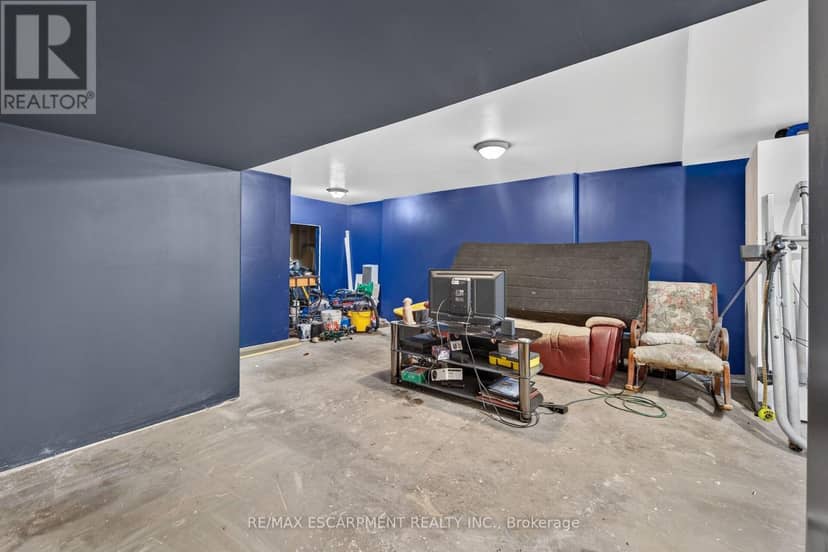 111 Kenilworth Avenue S — photo 30 of 40