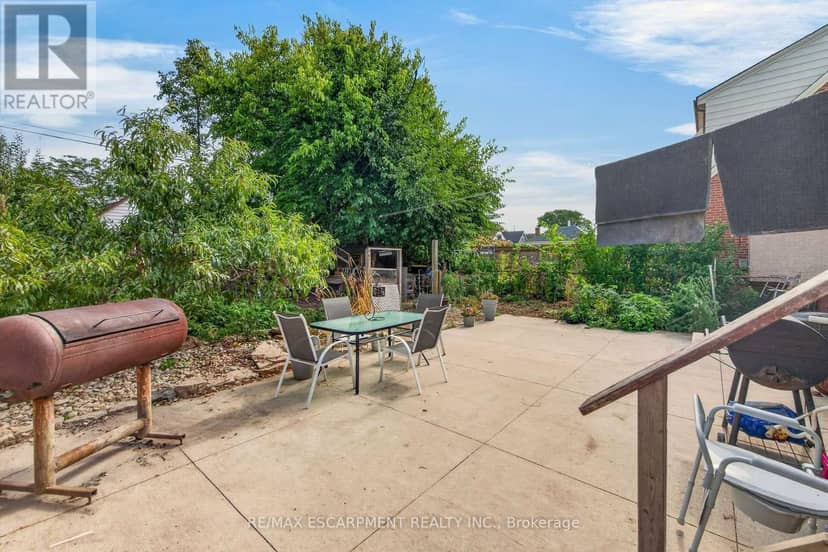 111 Kenilworth Avenue S — photo 32 of 40