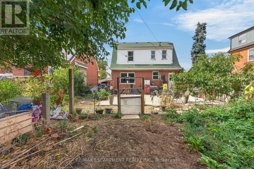 111 Kenilworth Avenue S — photo 37 of 40