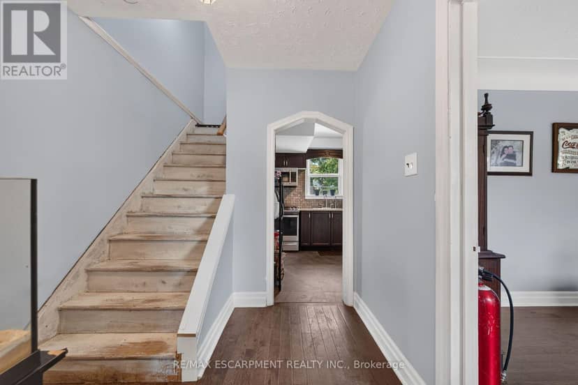 111 Kenilworth Avenue S, Hamilton, photo 7