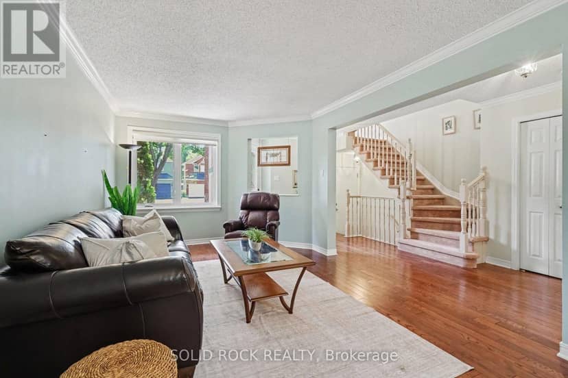 76 Grenadier Way — photo 4 of 33