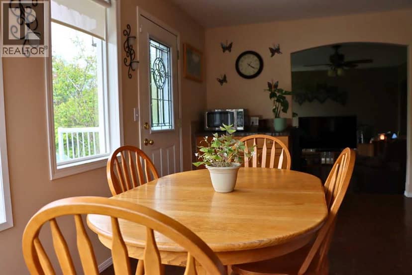 22276 Township Road 704 — photo 11 of 29