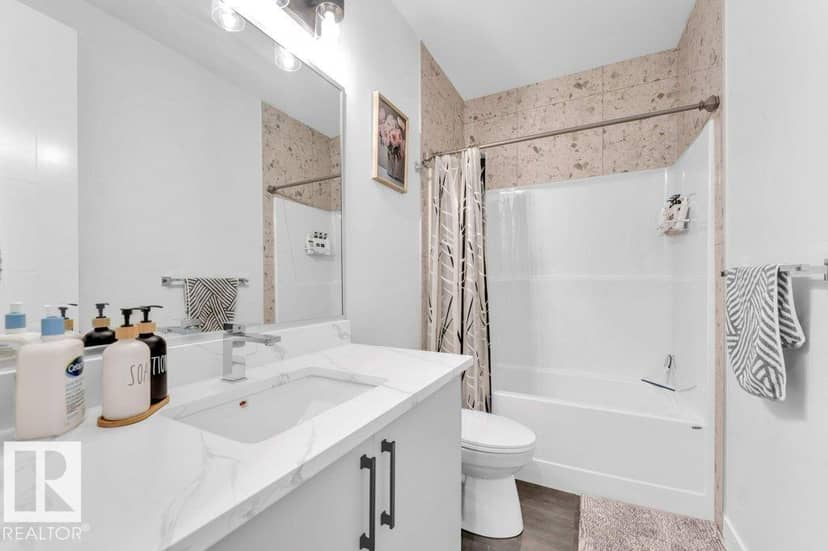 3525 42 Ave Av — photo 14 of 40