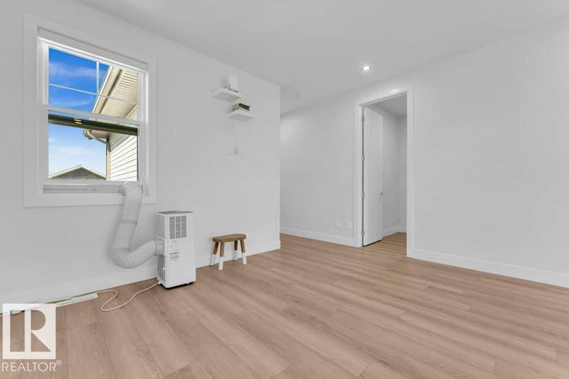 3525 42 Ave Av — photo 30 of 40