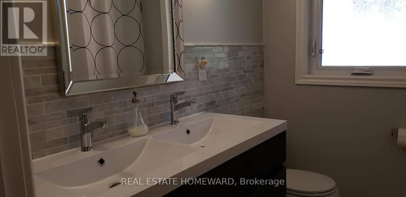 4 Moorecroft Crescent — photo 11 of 24
