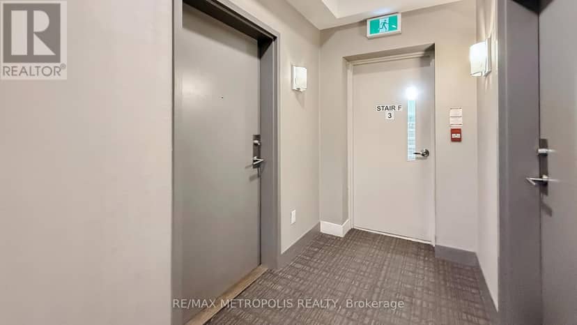 310 - 20 Orchid Place Drive — photo 23 of 31