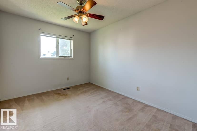 3908 28 AV NW — photo 31 of 40