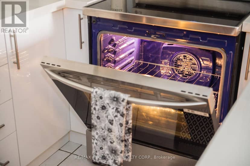 412 - 4080 Living Arts Drive — photo 15 of 28