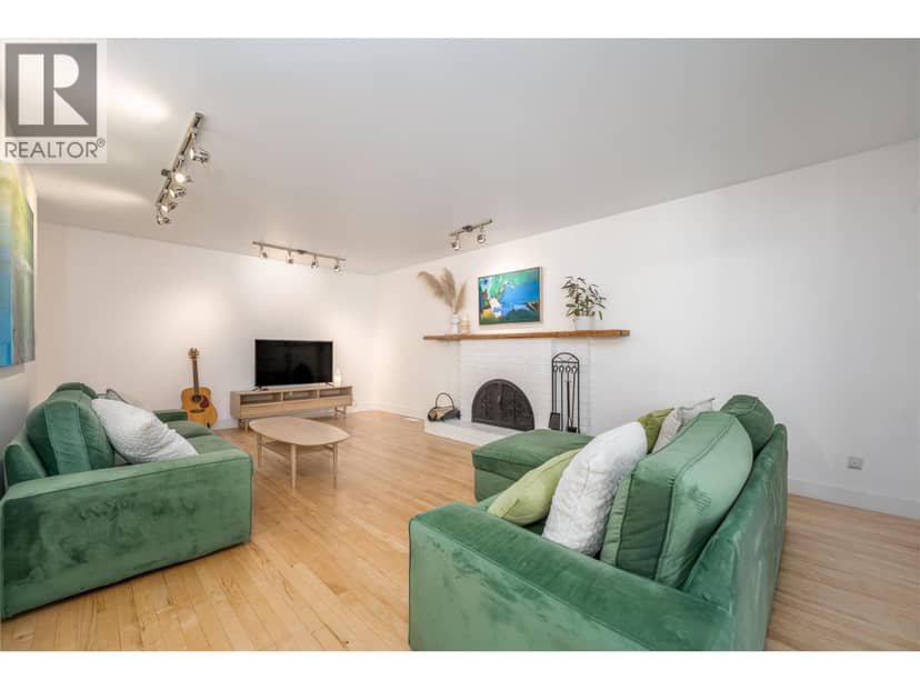 211 67 STREET, Delta, photo 5