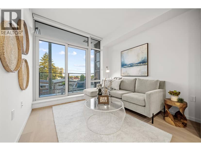 206 8486 OAK STREET, Vancouver
