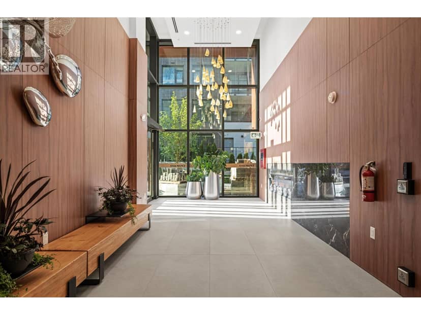 104 8486 OAK STREET, Vancouver, photo 2