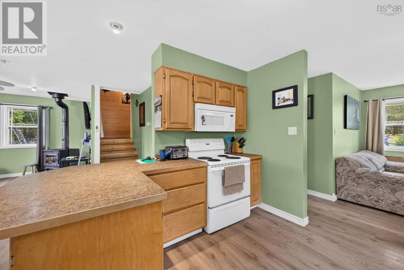 14439 Highway 6 — photo 14 of 40
