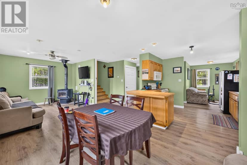 14439 Highway 6 — photo 11 of 40