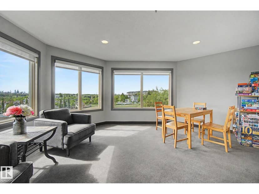 #303 530 Hooke Rd NW — photo 31 of 40