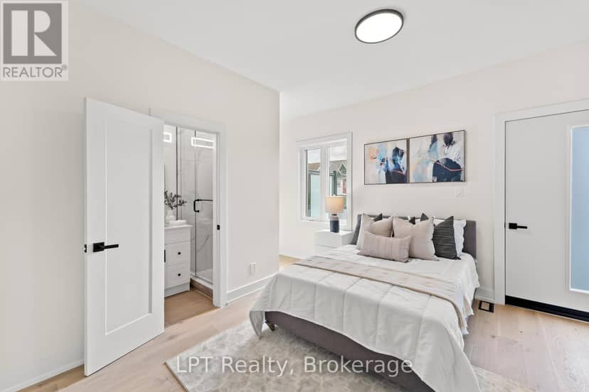 204 Franklin Avenue — photo 13 of 27