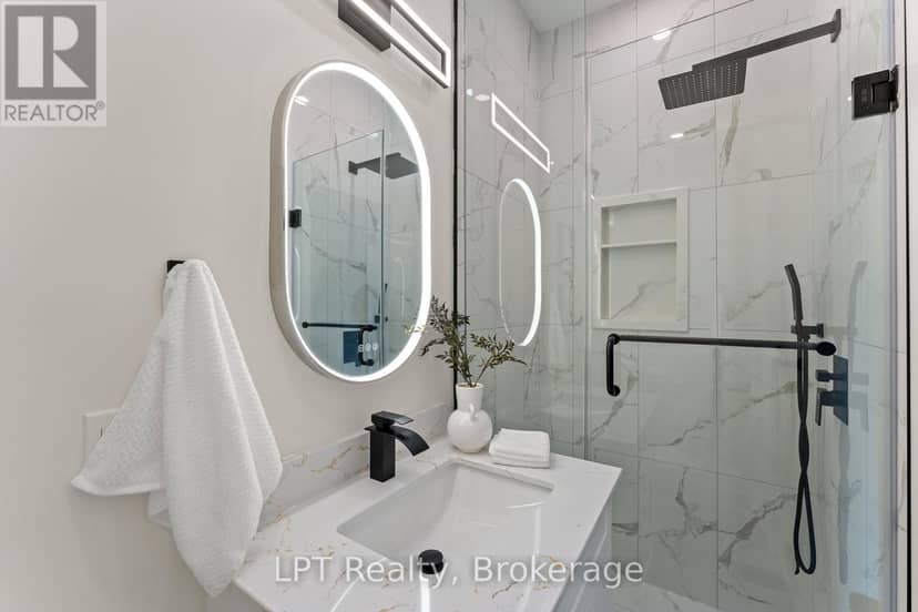 204 Franklin Avenue — photo 16 of 27