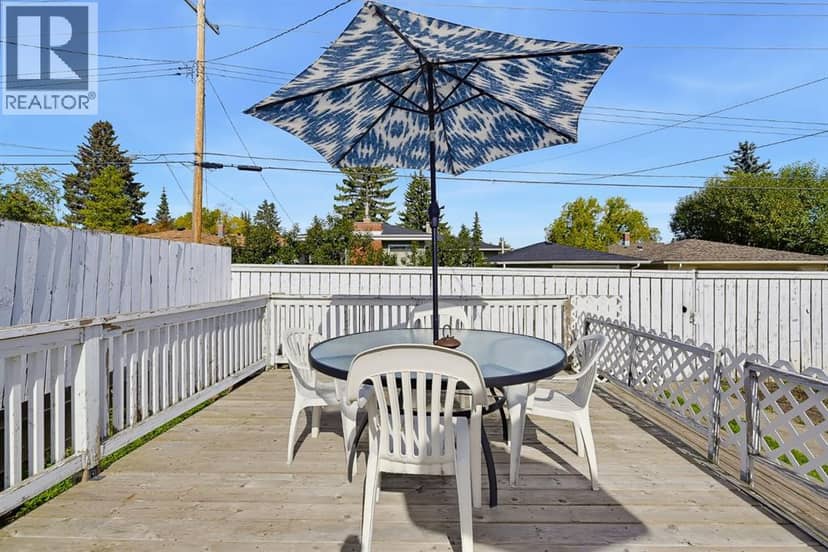 704 75 Avenue SW — photo 21 of 35