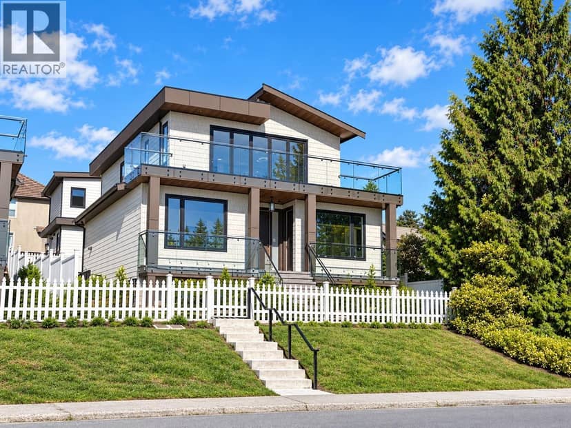 217 E EIGHTH AVENUE, New Westminster