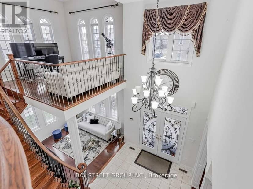 80 Geddington Crescent — photo 17 of 40