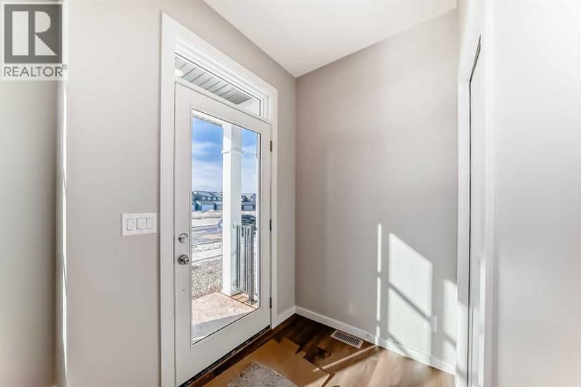 672 Lewisburg Place NE — photo 9 of 30