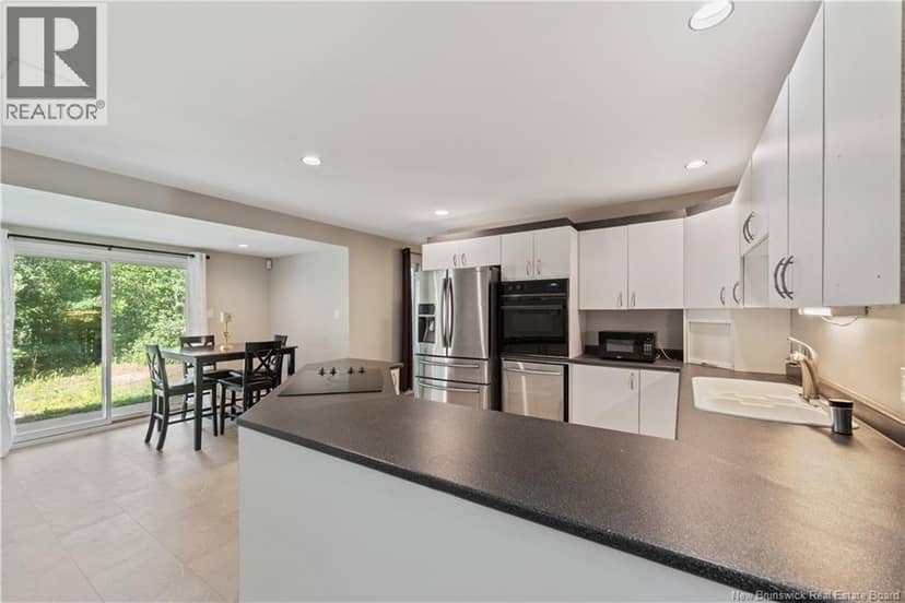 315 Belliveau — photo 19 of 40