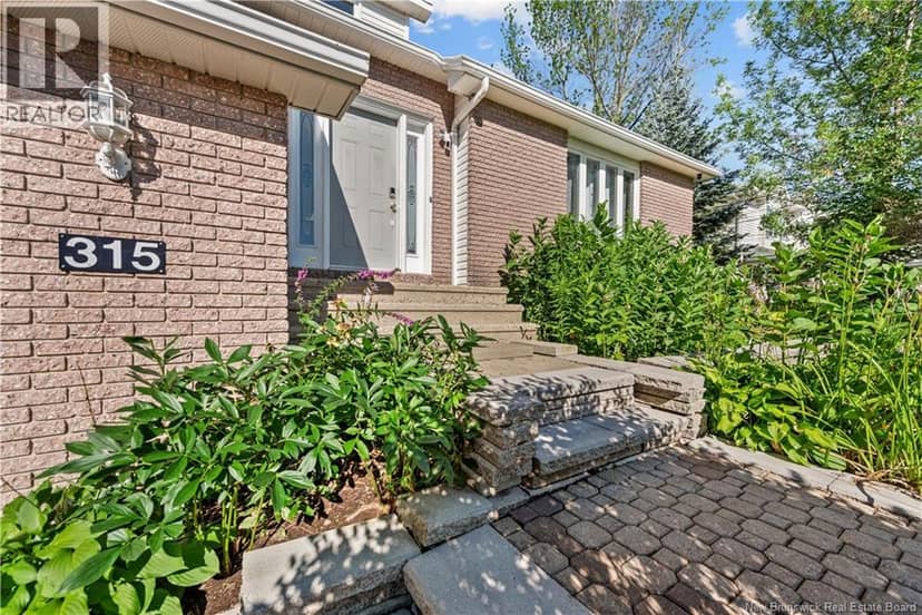 315 Belliveau — photo 3 of 40