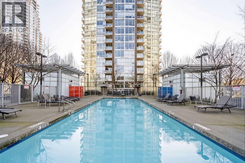 6xx 2968 GLEN DRIVE, Coquitlam, photo 4