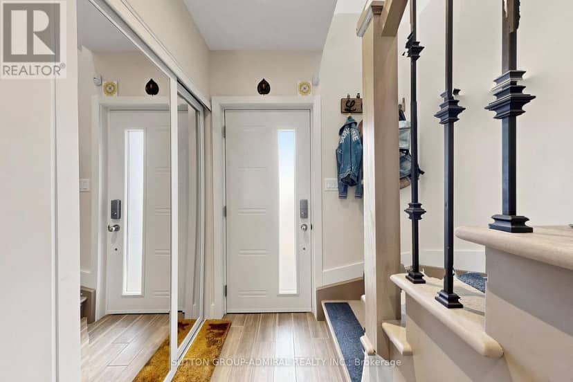 676 Vaughan Road, Toronto, photo 3