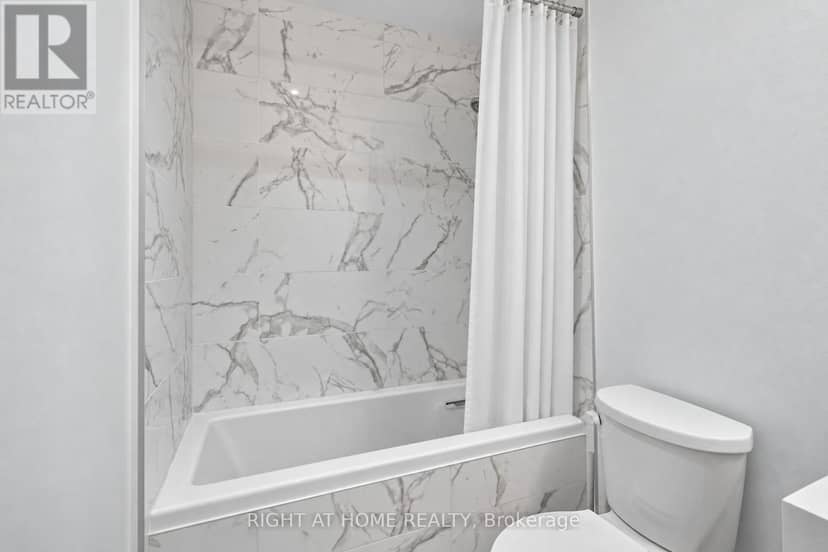 1106 - 203 Catherine Street — photo 19 of 32