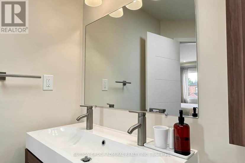 676 Vaughan Road — photo 23 of 40