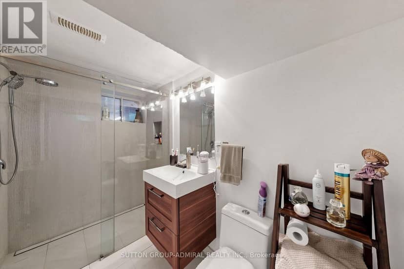 676 Vaughan Road — photo 37 of 40
