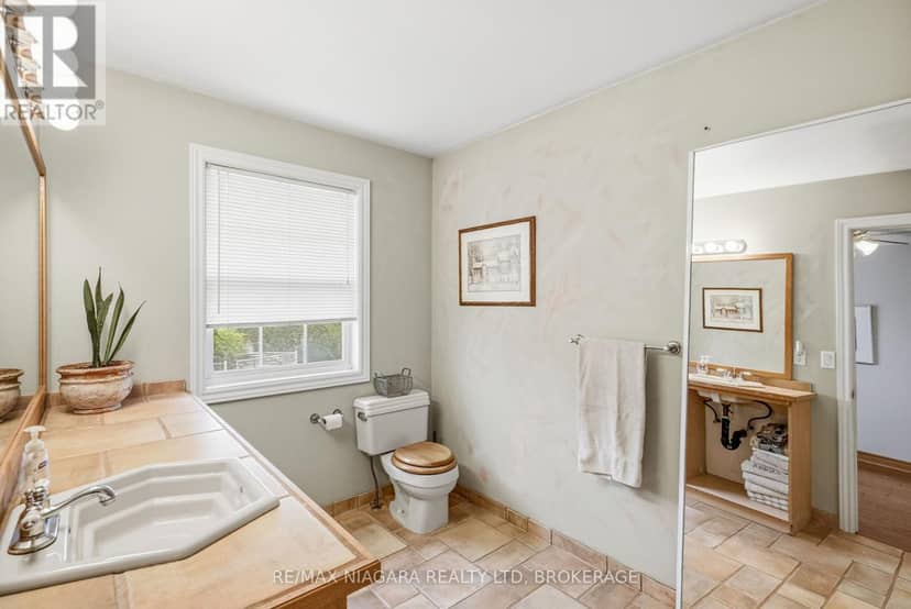 6585 Steele Street — photo 34 of 40