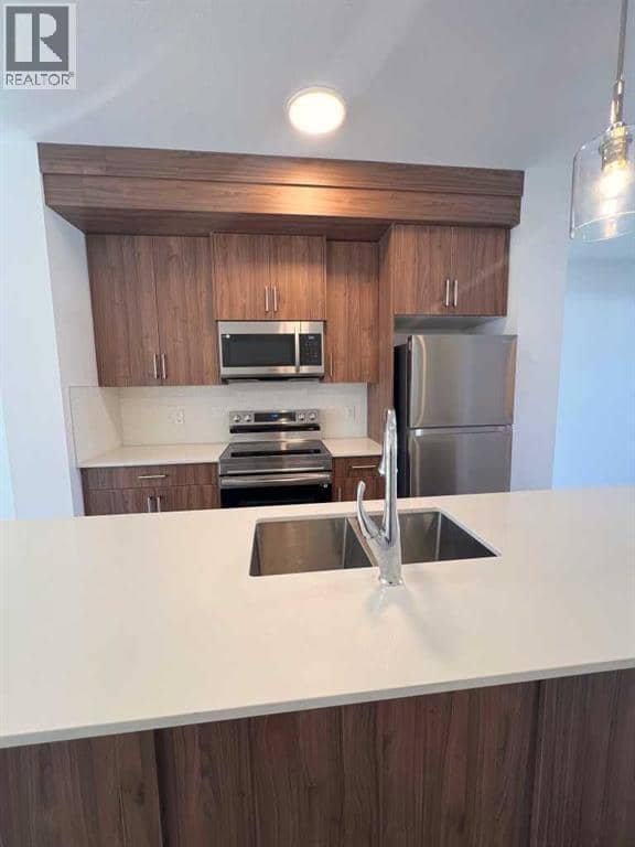 902, 33 Merganser Drive W — photo 23 of 39