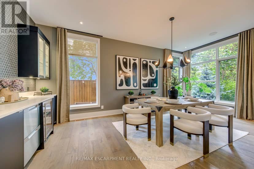 2104 Devon Road — photo 15 of 40
