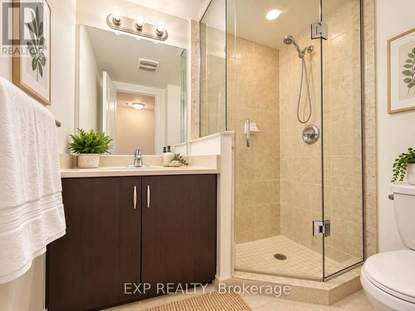 204 - 728 Sheppard Avenue W — photo 18 of 30
