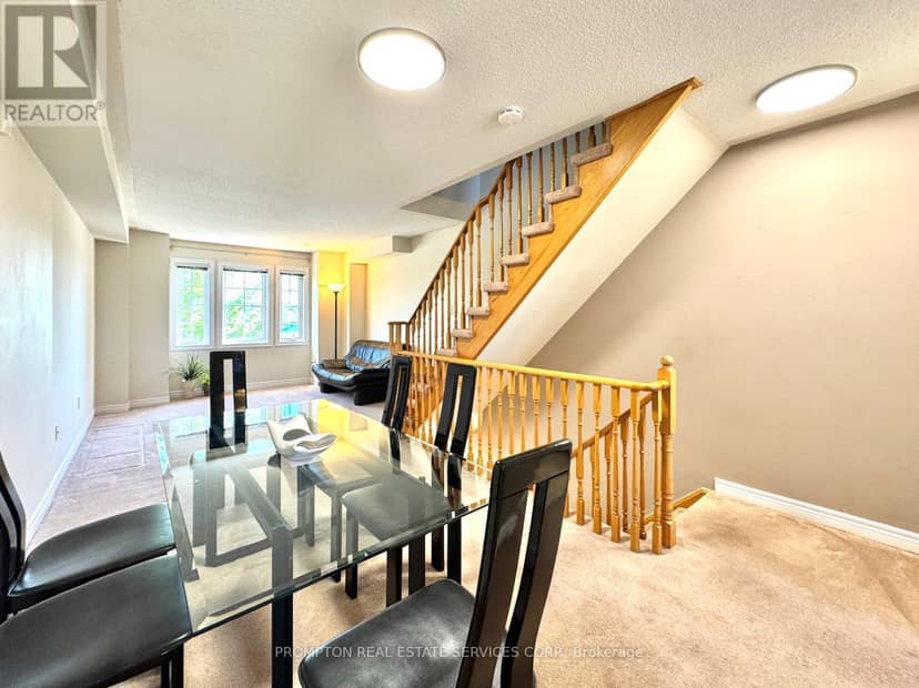 2516 Bur Oak Avenue — photo 10 of 28