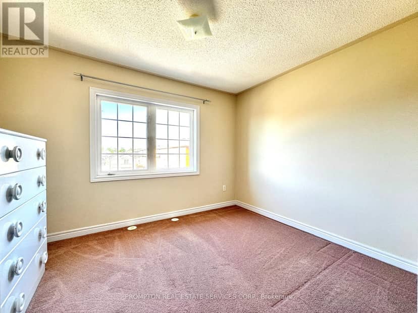 2516 Bur Oak Avenue — photo 16 of 28