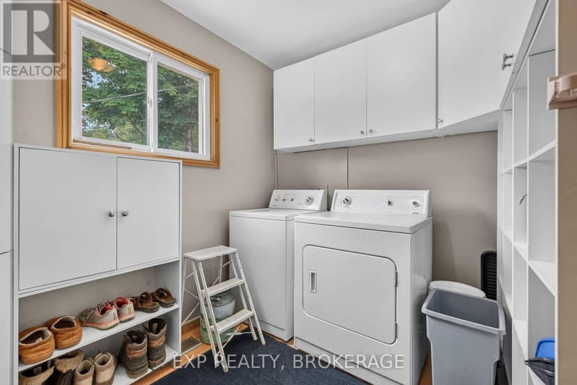 1058 Perry Road — photo 10 of 24