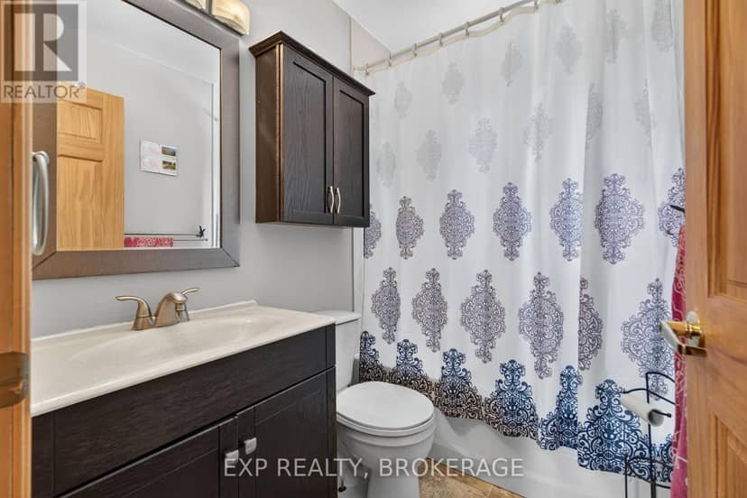 1058 Perry Road — photo 9 of 24