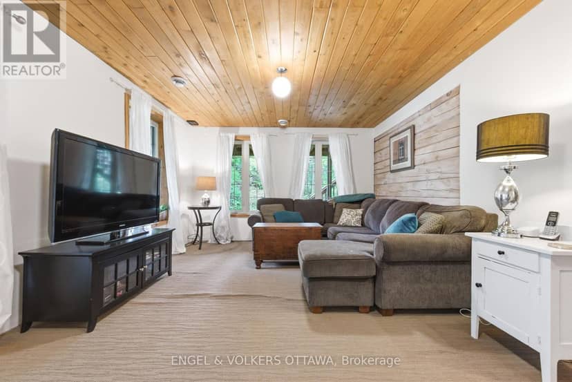 176 Little Bay Lane — photo 36 of 40