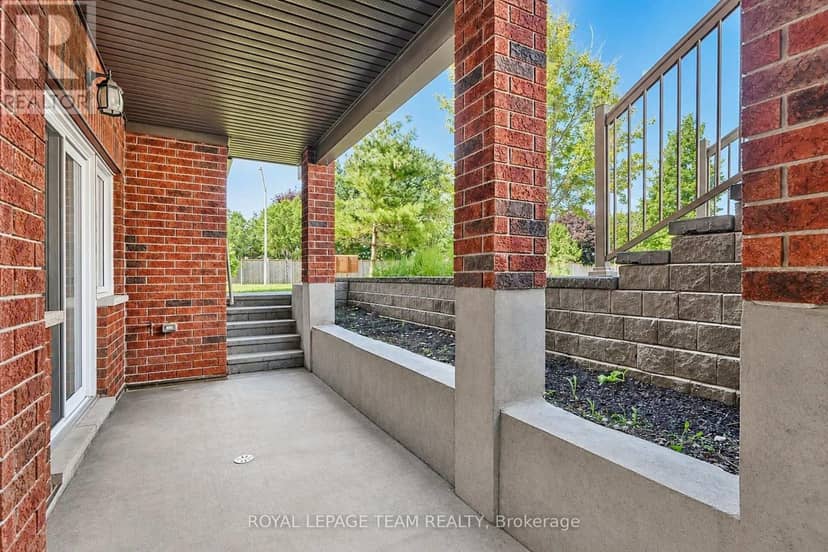 H - 105 Fraser Fields Way — photo 3 of 21