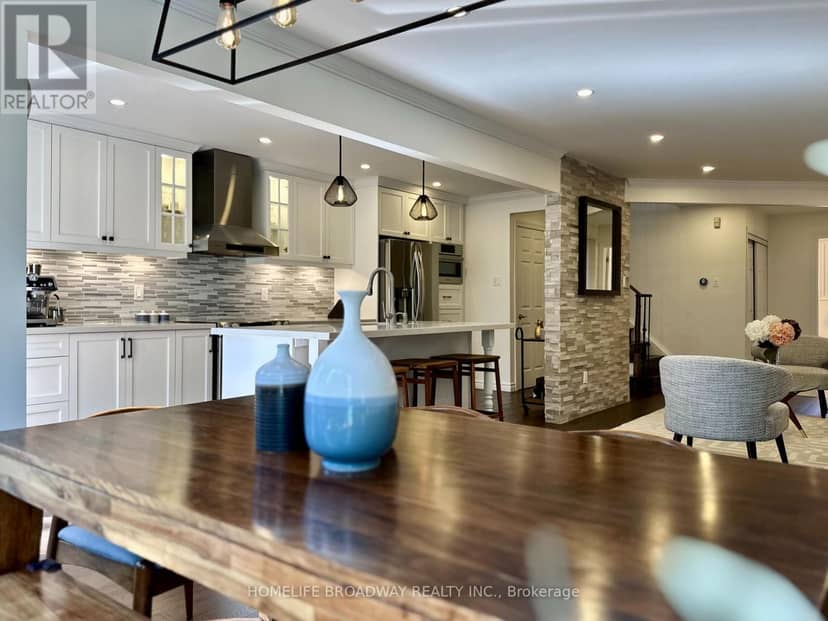 51 Jonathan Gate — photo 11 of 40