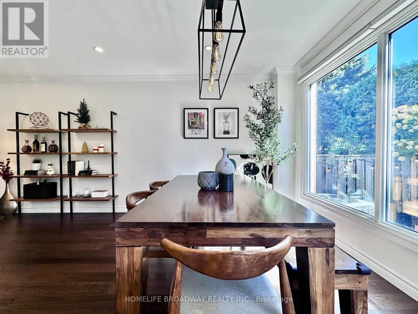 51 Jonathan Gate — photo 8 of 40