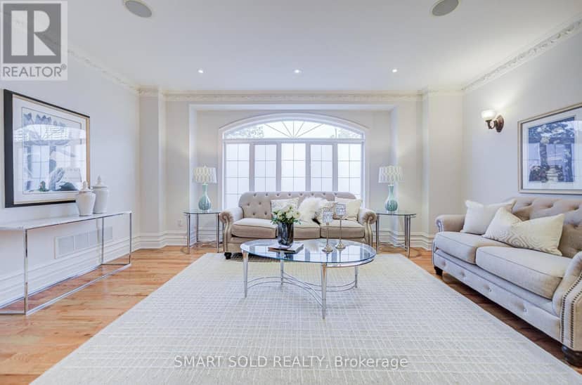 25 Oak Avenue — photo 10 of 40